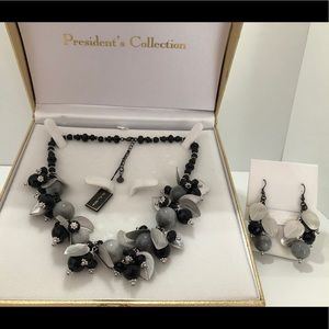 Dramatic set + FREE matching bracelet